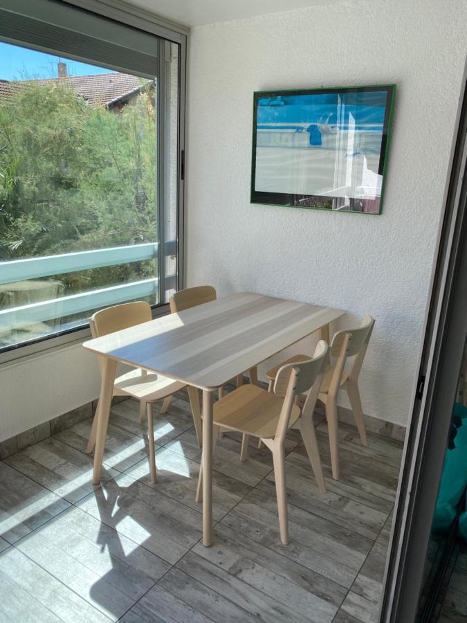 Spacieux Studio Sur Le Port De Hyères Dış mekan fotoğraf